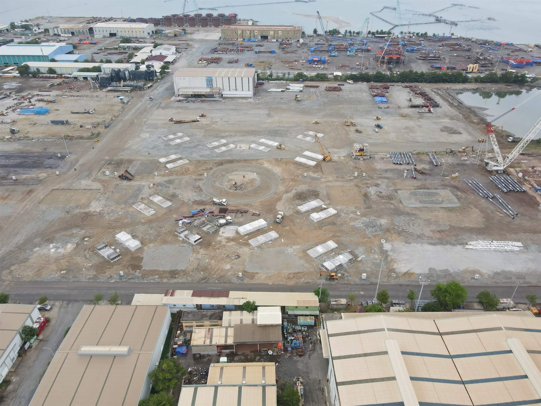Nâng cấp Nền bãi Cảng PVSHIPYARD Phục vụ Các dự án Năng lượng Tái tạo Ngoài khơi (CHW2204)