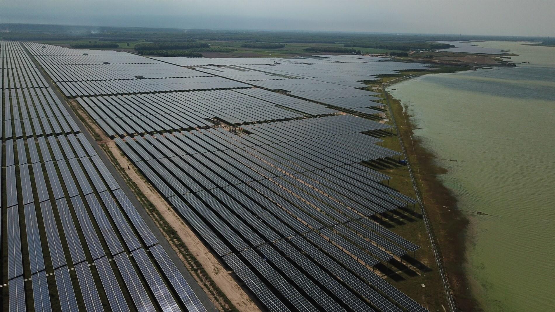 Nhà máy Điện năng lượng Mặt trời DẦU TIẾNG 3 (90 MWp)