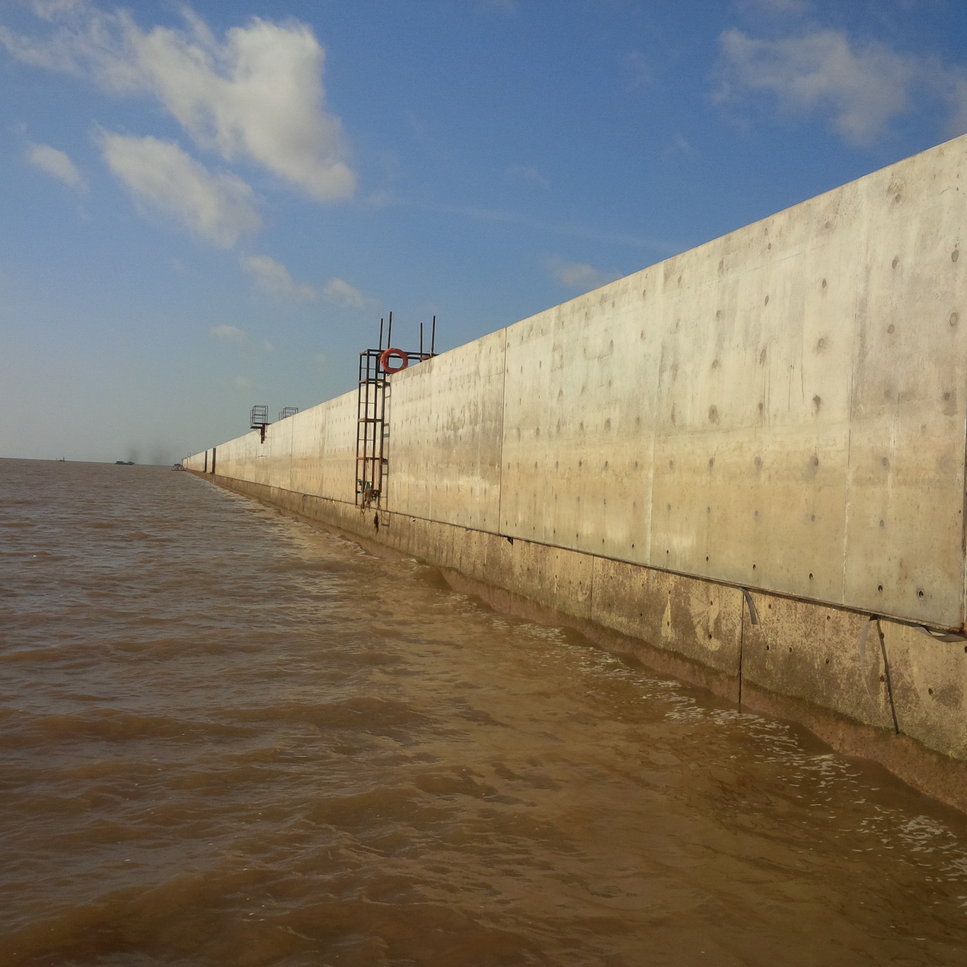 Xây dựng Hạ tầng Cảng LẠCH HUYỆN (Gói thầu 6)