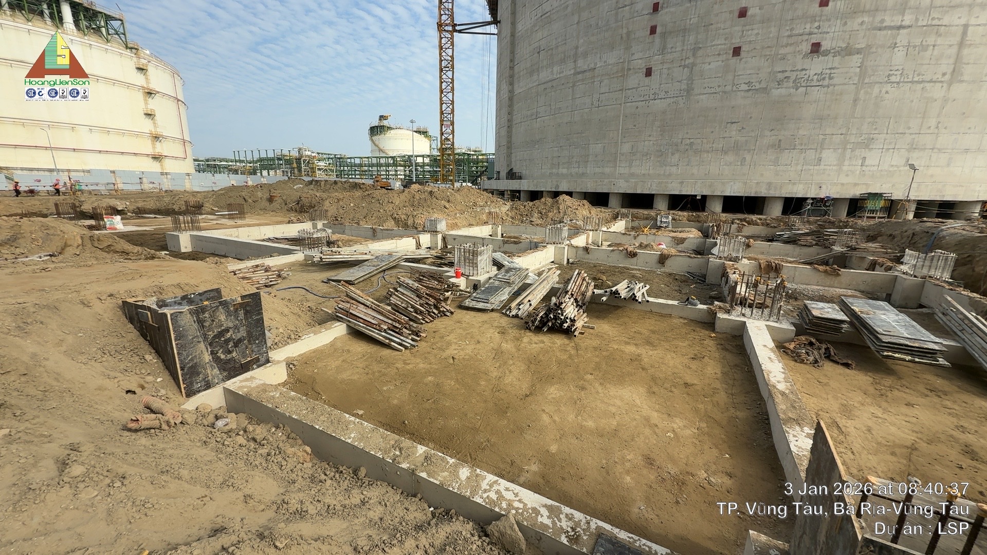 Dự án Cải tiến Tổ hợp Hóa dầu Miền Nam Việt Nam LSP - Gói Móng Piperack Khu vực Process Unit