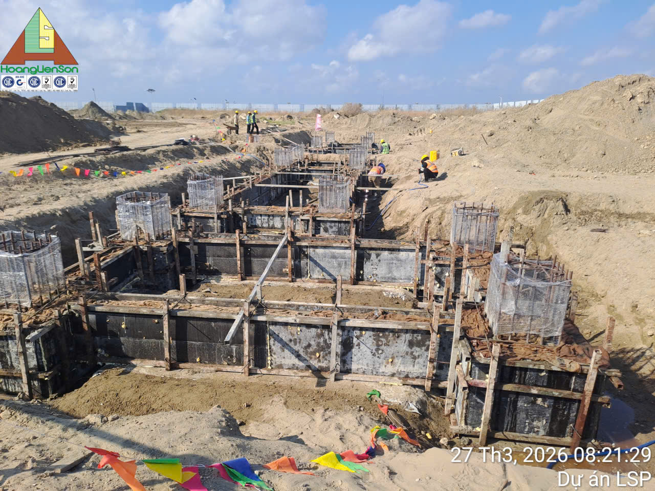 Dự án Cải tiến Tổ hợp Hóa dầu Miền Nam Việt Nam LSP - Gói Móng Piperack Khu vực Process Unit