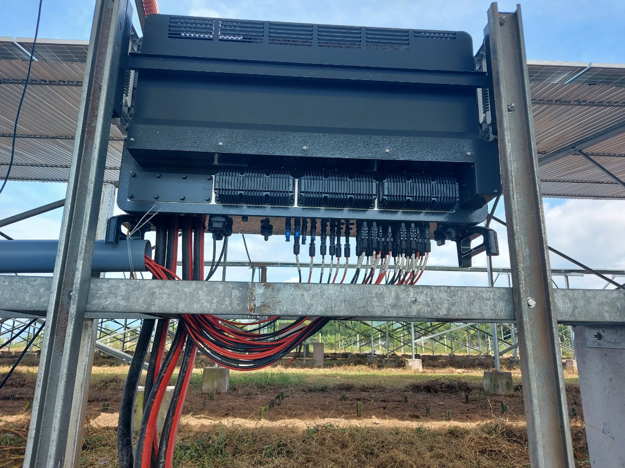 Nhà máy Điện Năng lượng Mặt trời BÁC ÁI