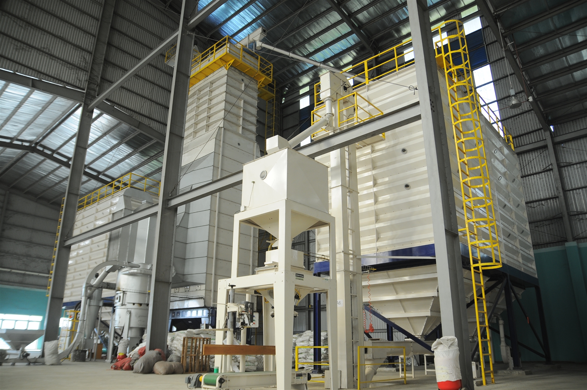 Nhà máy Lương thực SUNRICE LISA