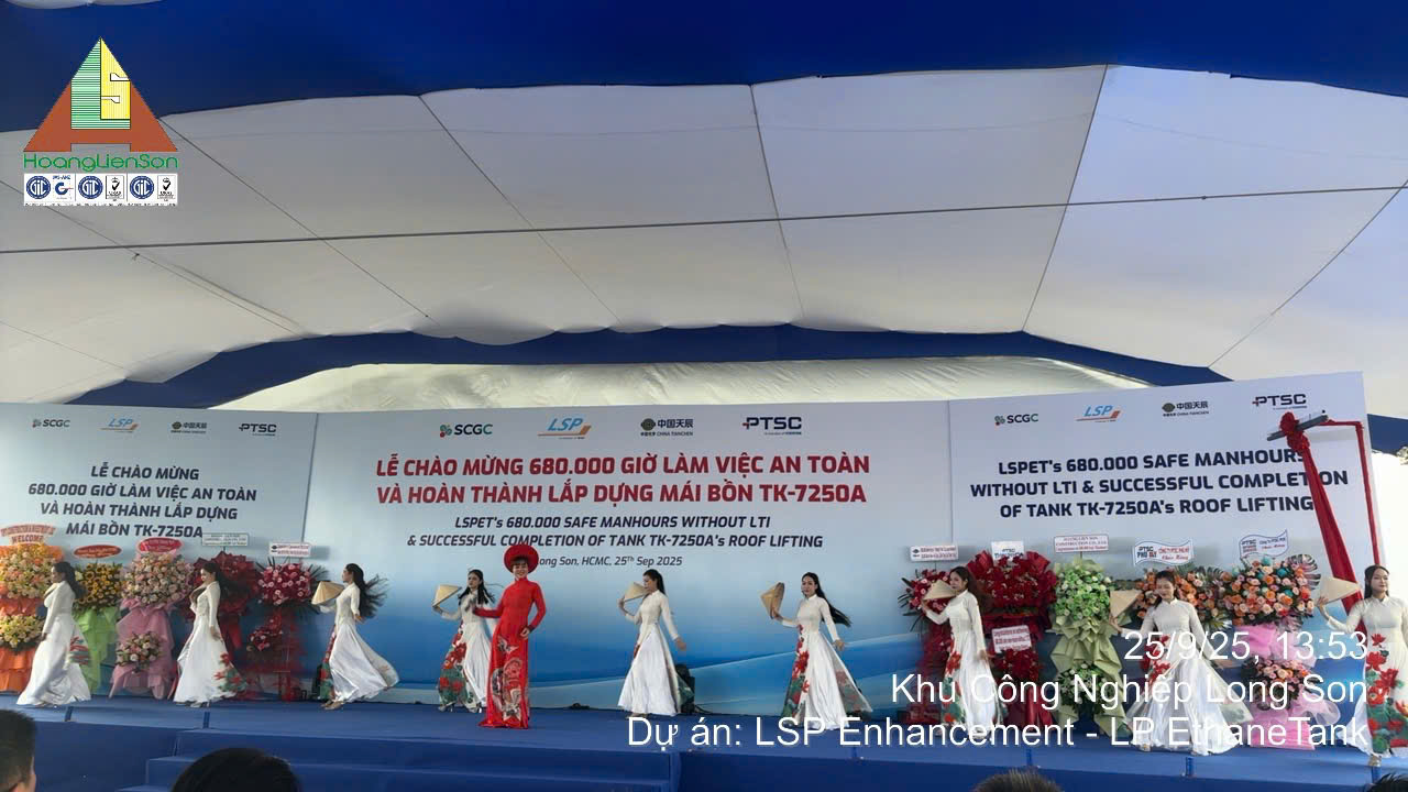 Tham gia Lễ chào mừng 680,000 làm việc an toàn và hoàn thành lắp dựng mái bồn Tk-7250A